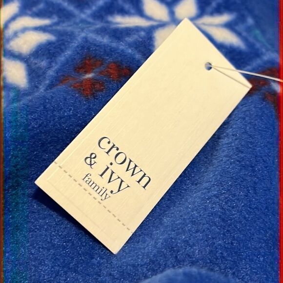 NWT Crown & Ivy Snowflake Fleece 3/4 Zip Pullover - Size Small - Picture 8 of 9